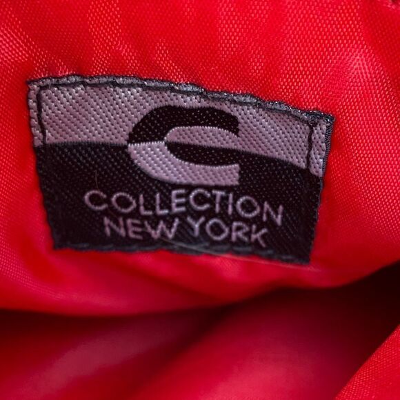 Collections New York Faux Gray Snakeskin Crossbody/Shoulder Bag. EUC! - Picture 4 of 7